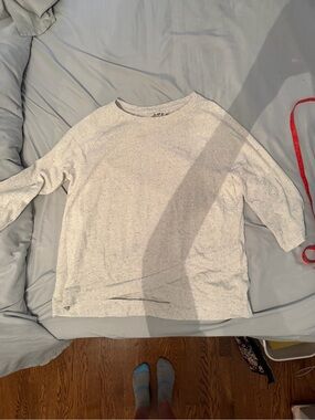 Loft Women’s 3/4 Sleeve Speckled Shirt with High Low Hem: Size L